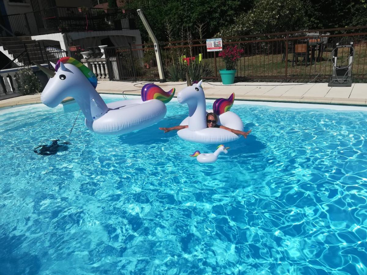 Appartement Lumineux A Voreppe Avec Piscine Экстерьер фото
