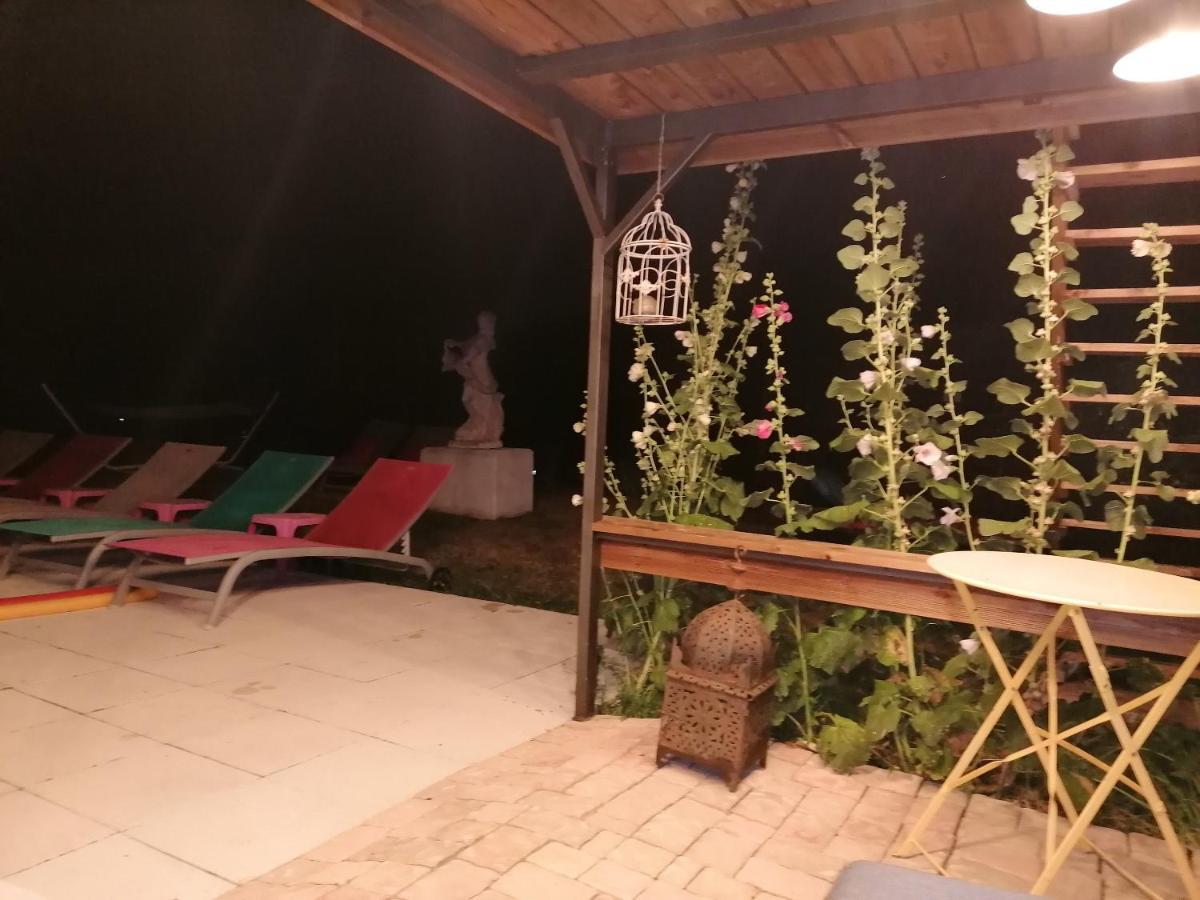Appartement Lumineux A Voreppe Avec Piscine Экстерьер фото