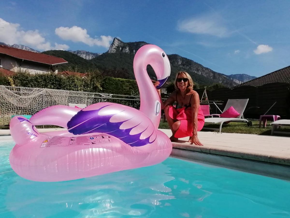 Appartement Lumineux A Voreppe Avec Piscine Экстерьер фото